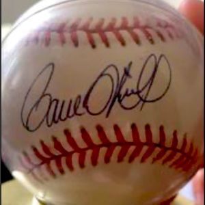 Authentic Autograph signed baseball from Paul O’Neil